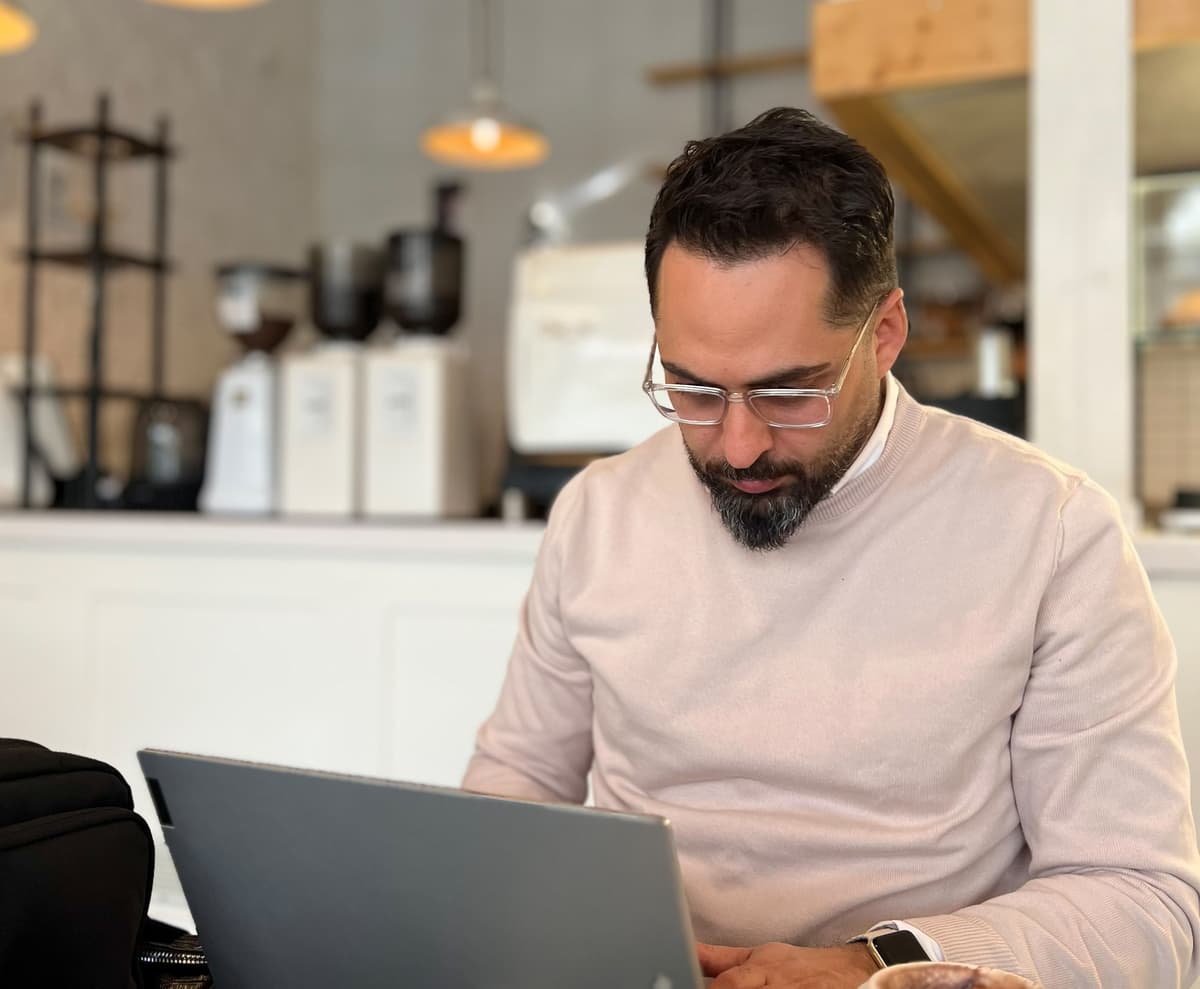 AI Automation Specialist Nima Saraeian – assistants and workflow integrations