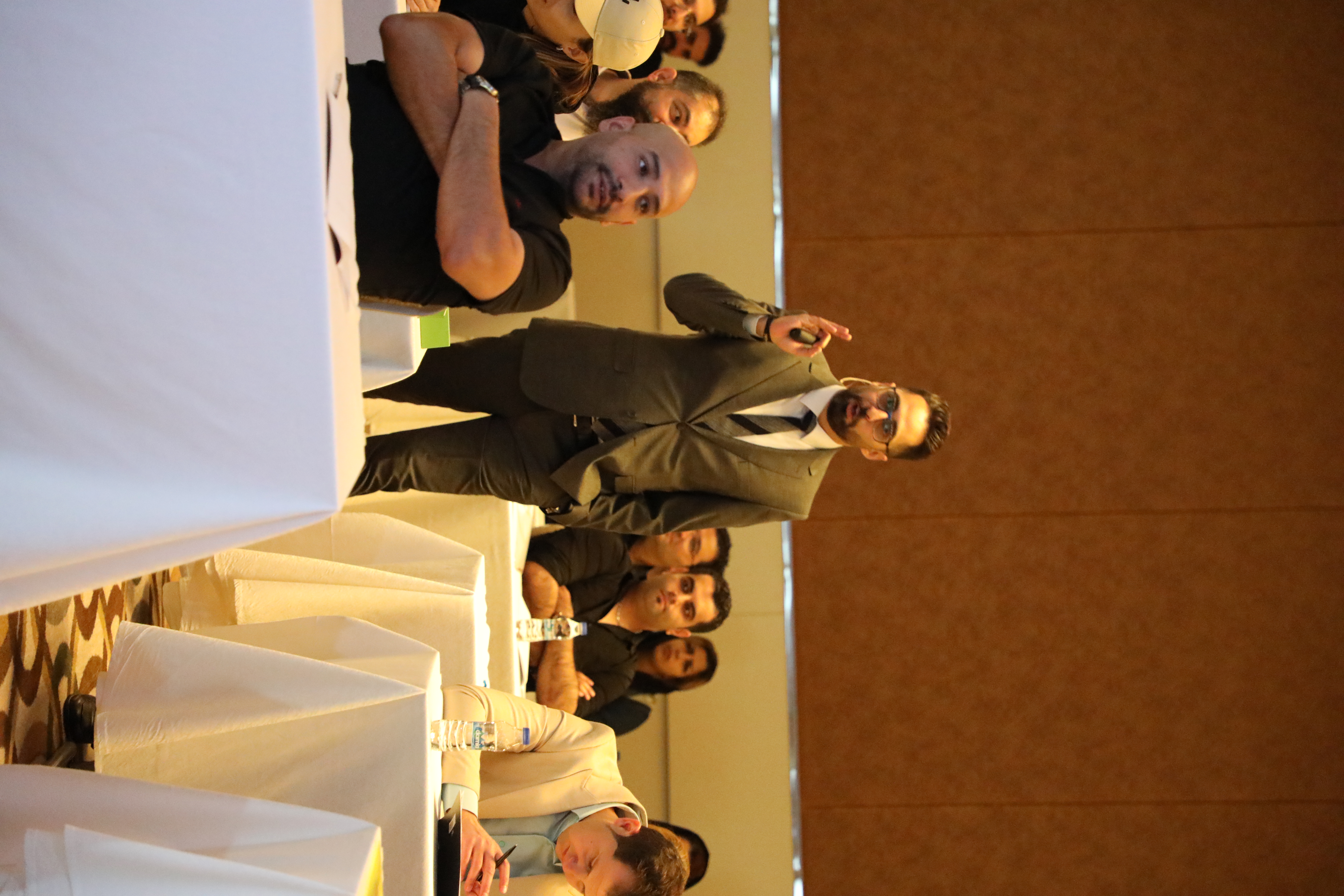 Nima Saraeian Seminar 30 Aesthlyzer demonstration by Dr. Nima Saraeian نیما سرائیان 30